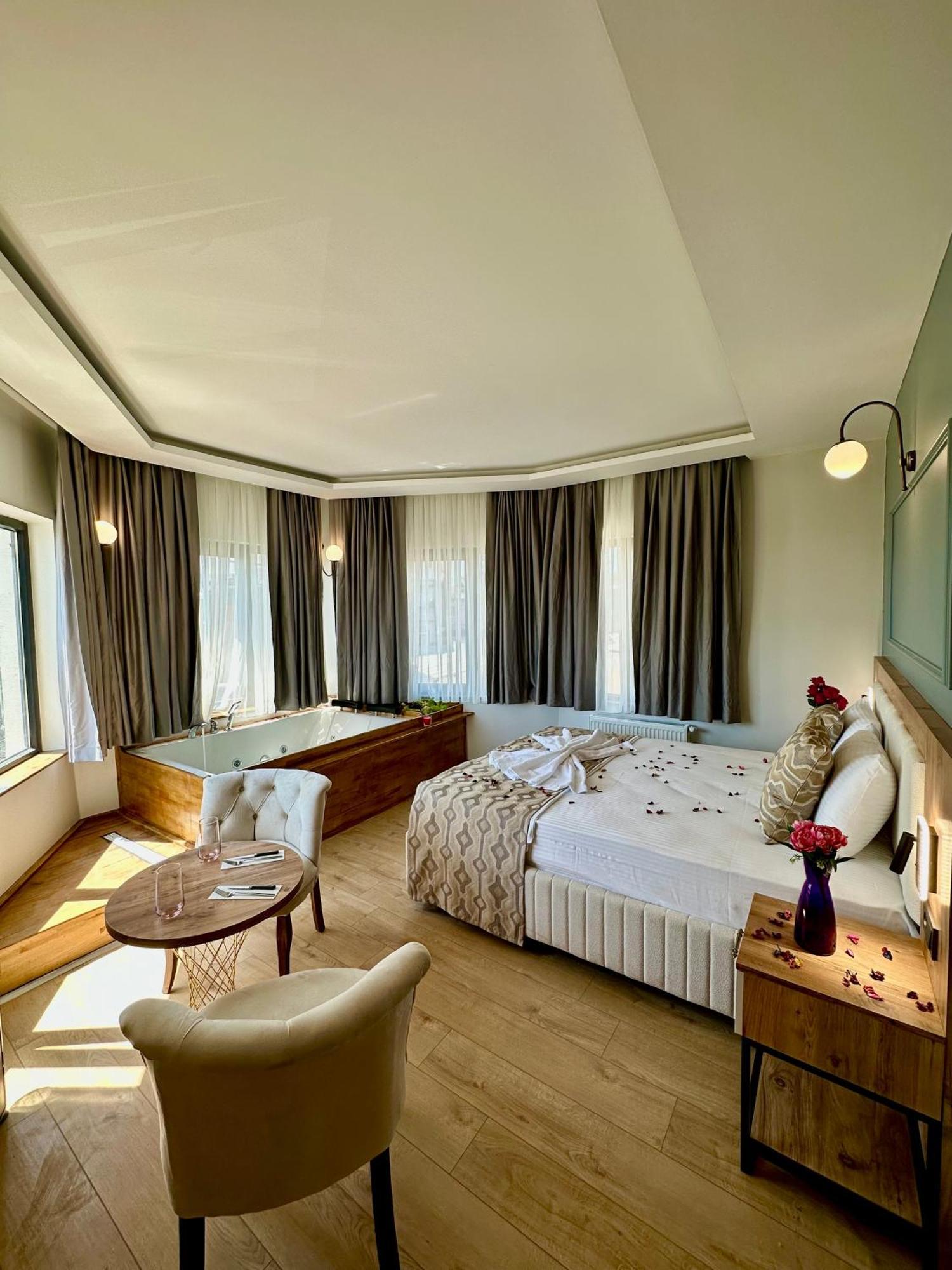 Newalla Hotel Old City Istanboel Buitenkant foto